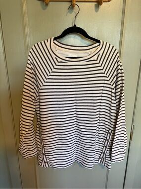Lou & Grey Black and White Striped Raglan Button-Side Sweatshirt